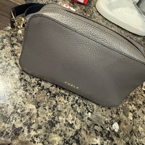 FURLA Primula Mini Crossbody Camera Bag – Textured Leather, Logo Strap, EUC - Picture 4 of 8